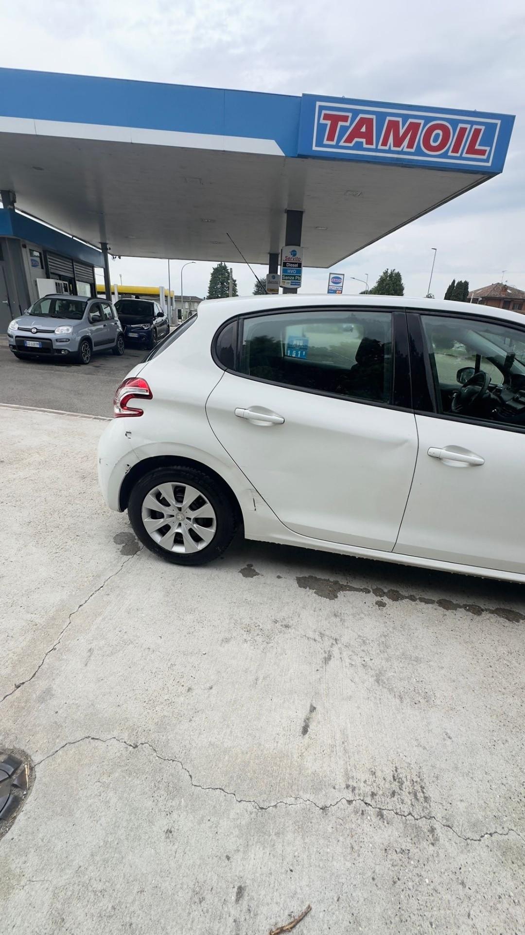 Peugeot 208 1.2 VTi 82 CV 5 porte Access