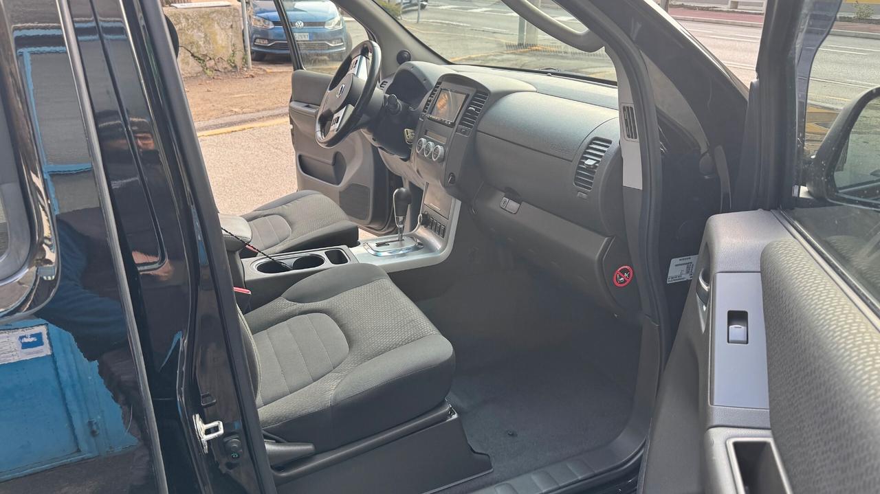 Nissan Navara 2.5 dCi 190CV 4 porte Double Cab Sport