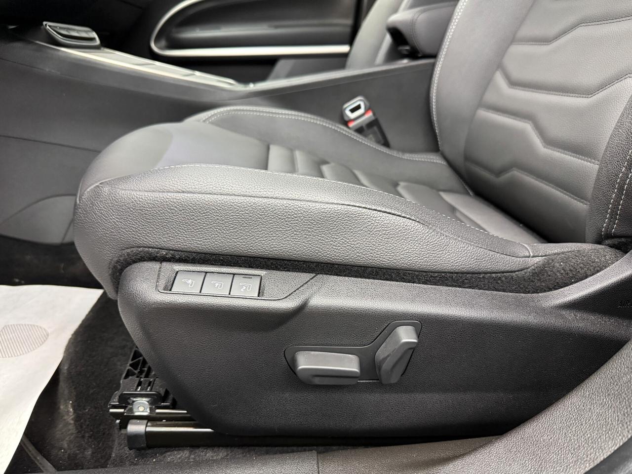 Jeep Avenger 1.2 Turbo MHEV SUMMIT