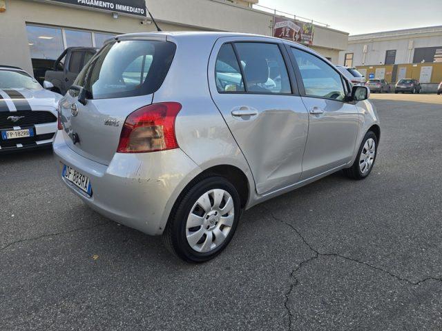 TOYOTA Yaris 1.0 5 porte NEOPATENTATI UNICO PROPRIETARIO