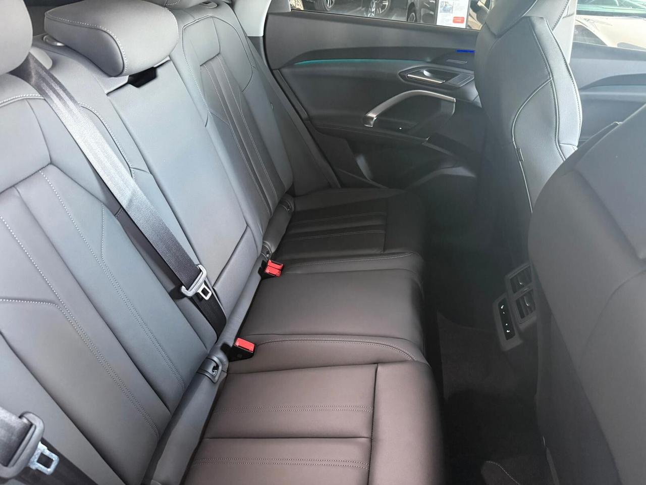 Audi Q5 SPB TFSI 150 kW mHEV+ S tronic line edition