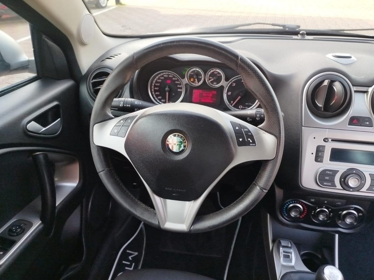 Alfa Romeo MiTo 1.3 JTDm-2 95 CV S&S Distinctive