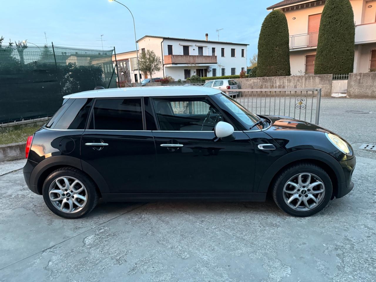 Mini 1.5 Cooper D CERTIFICATA AUTOMATICA 2017