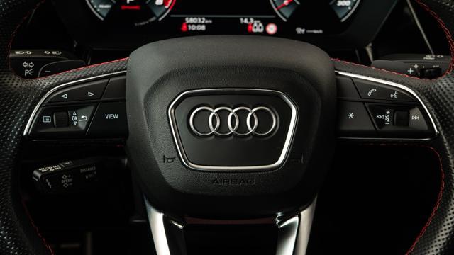 AUDI S3 Sedan TFSI quattro S tronic MATRIX