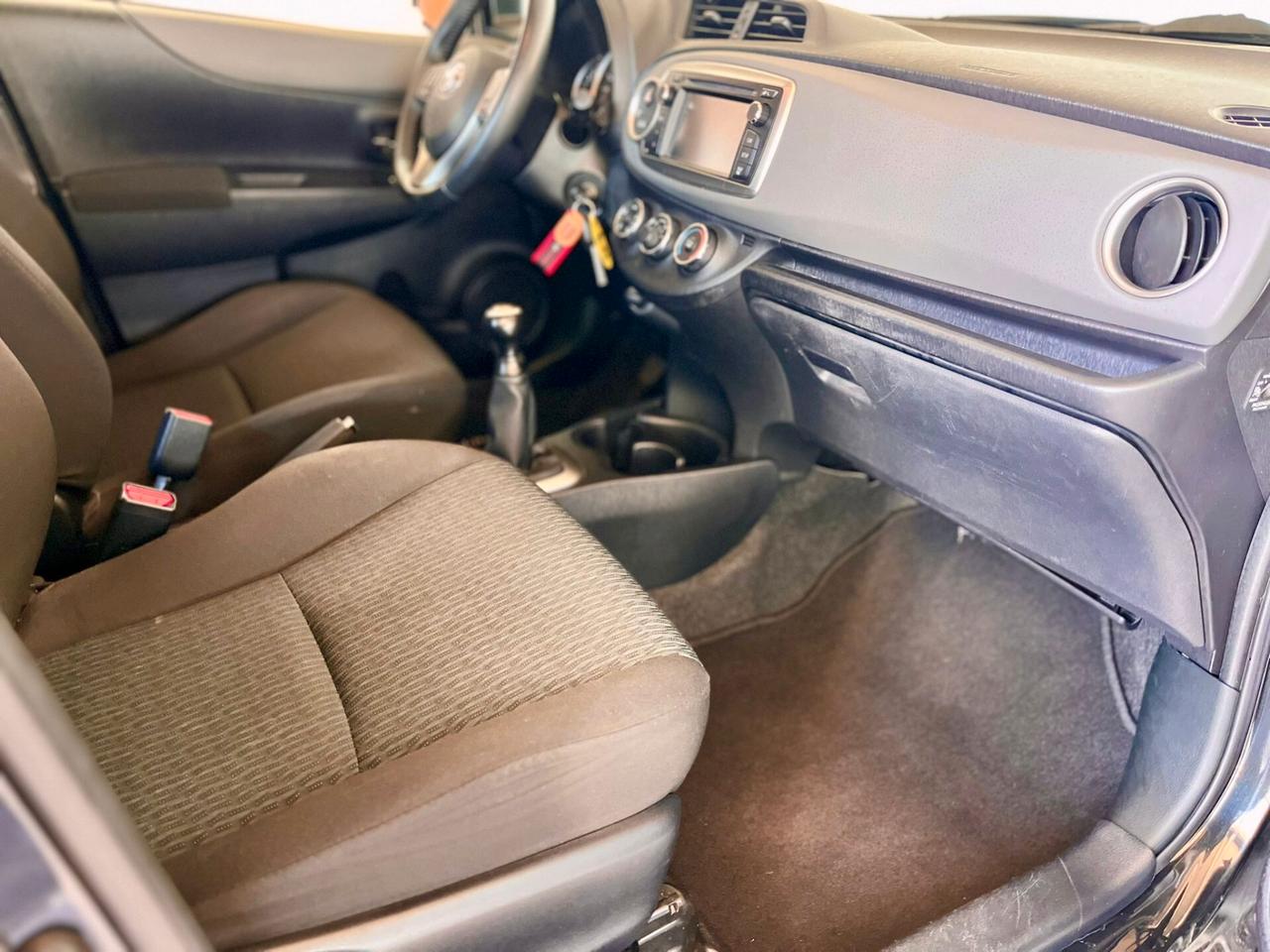 Toyota Yaris Lounge