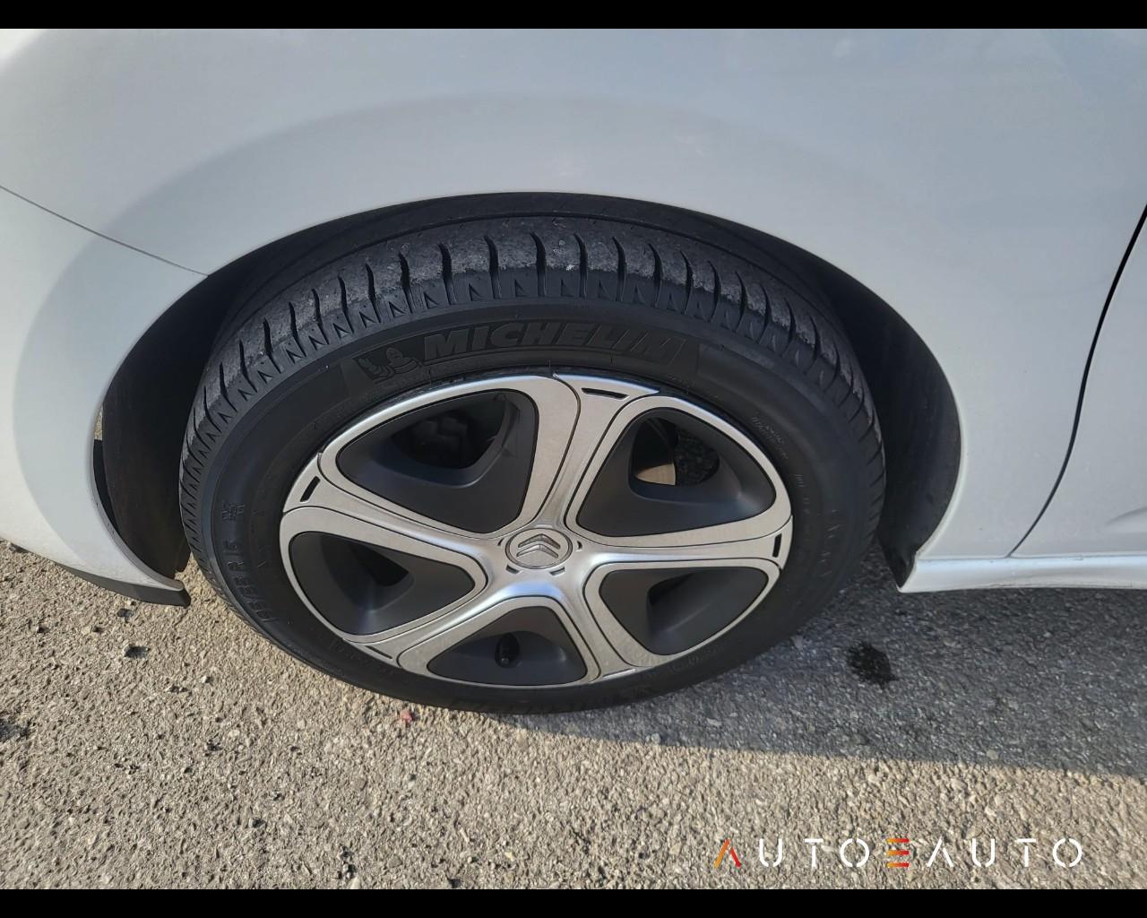 CITROEN C3 II - C3 1.2 puretech Seduction 82cv E6