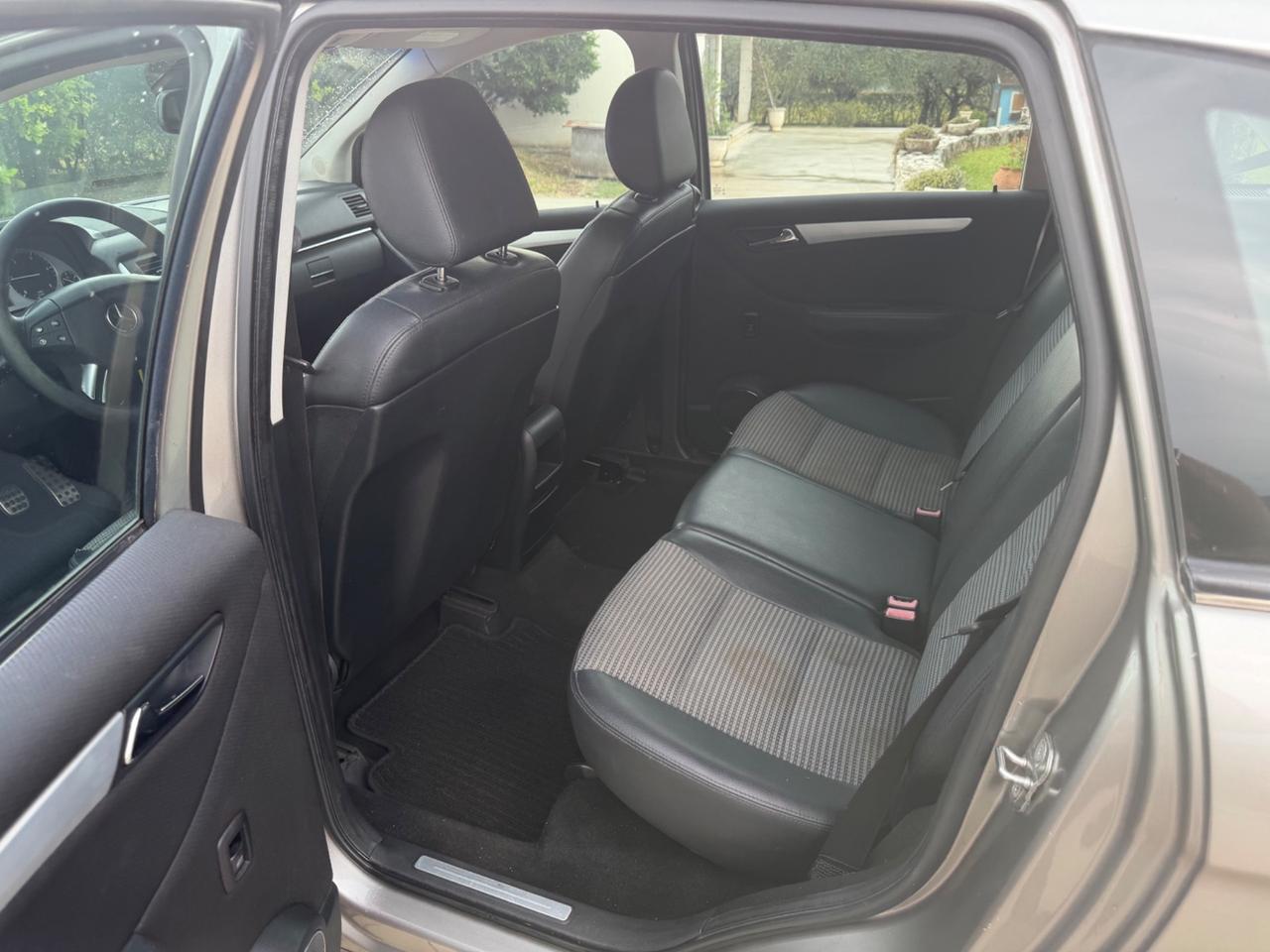 Mercedes-benz B 200 CDI Sport