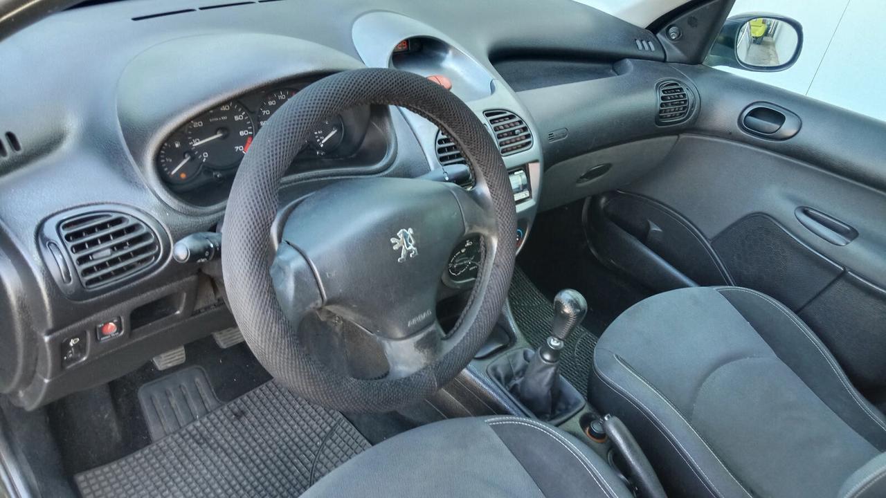 Peugeot 206 1.4 benzina - 5porte -euro 4