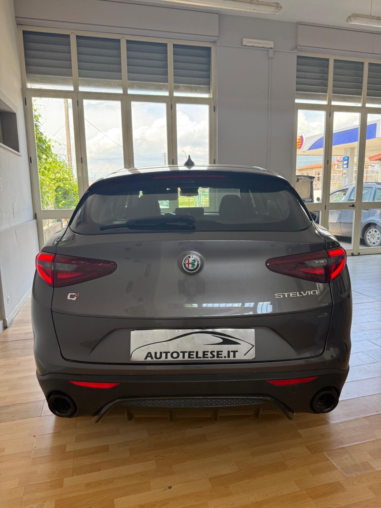Alfa Romeo Stelvio 2.2 Turbodiesel 190 CV AT8 Q4 Business