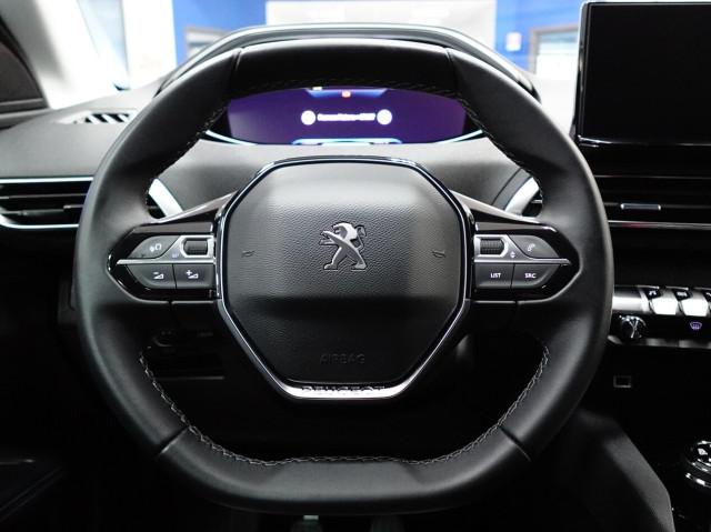 Peugeot 3008 II 1.5 BlueHDI 130 CV ALLURE