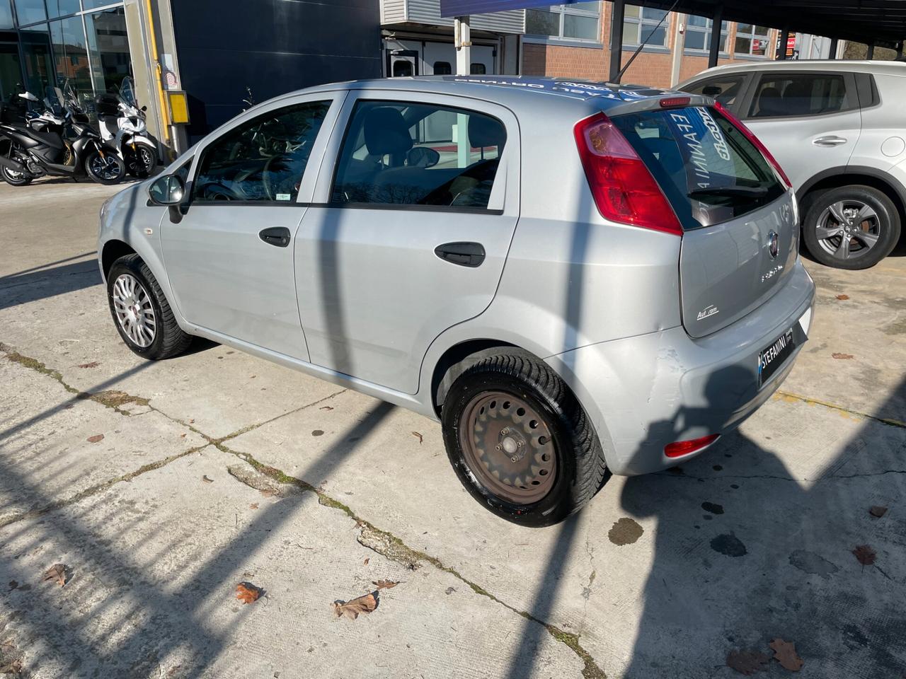 Fiat Punto 1.4 8V 5 porte Natural Power Street