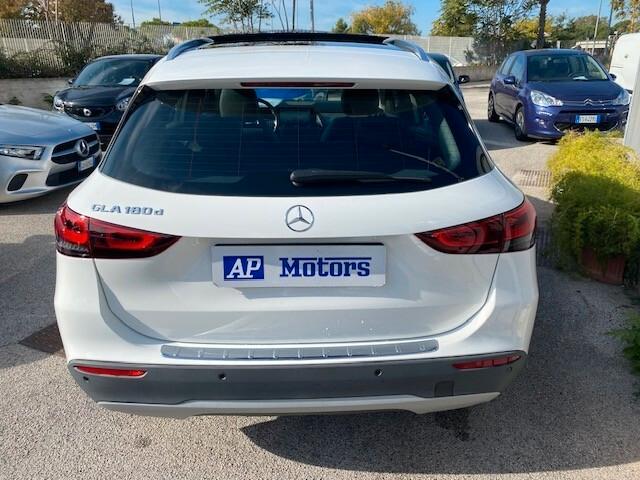 Mercedes GLA 180 d Automatic Business Extra 2000 116 Cv 2021 LED/Tetto