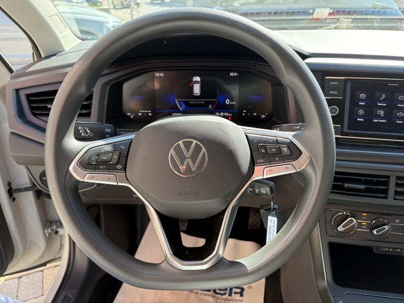 Volkswagen Taigo 1.0 tsi Life 95cv APP CONNECT-LED-17"