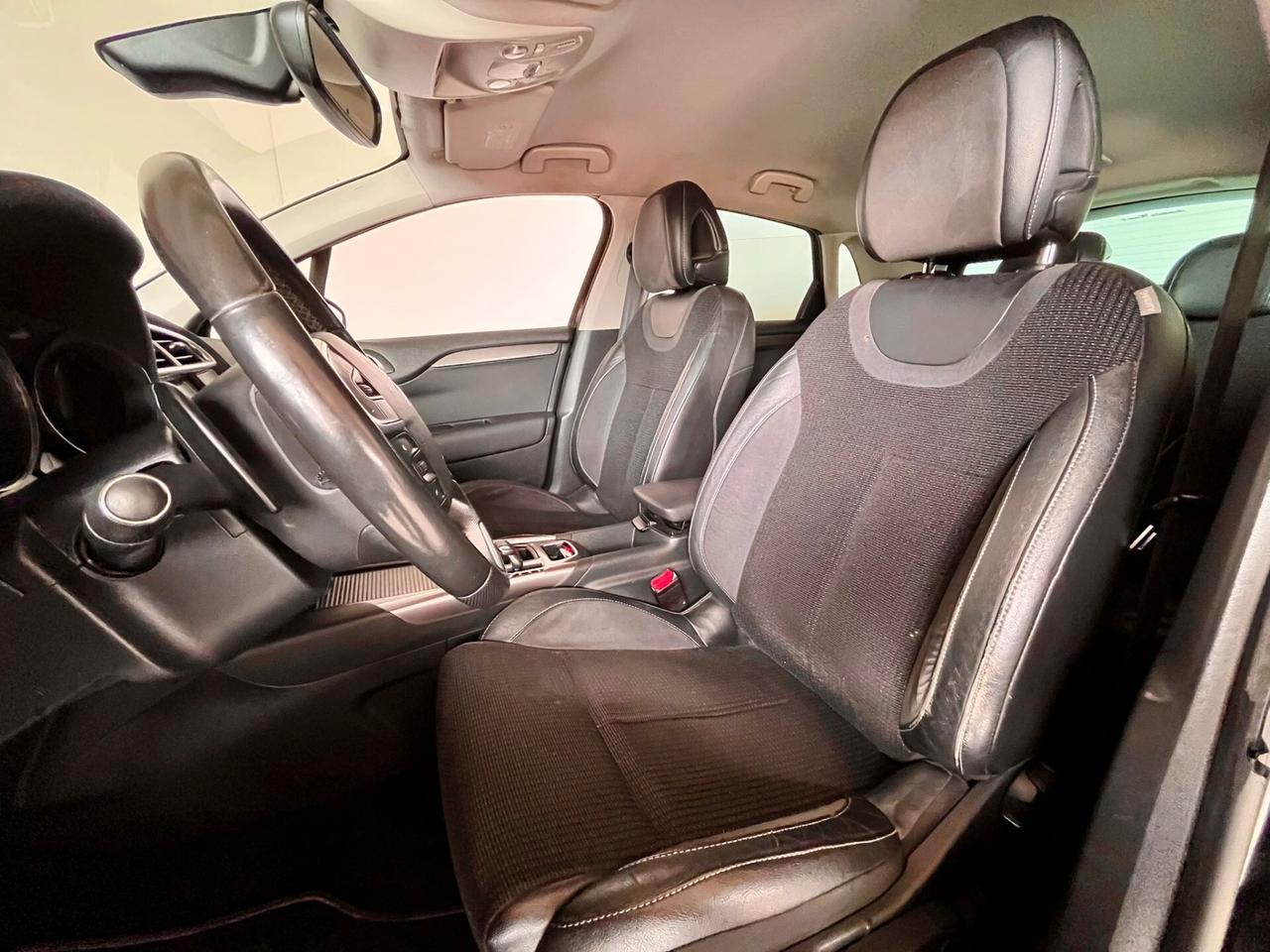 Citroen C4 1.6 e-HDi 115 airdream CMP6 Exclusive