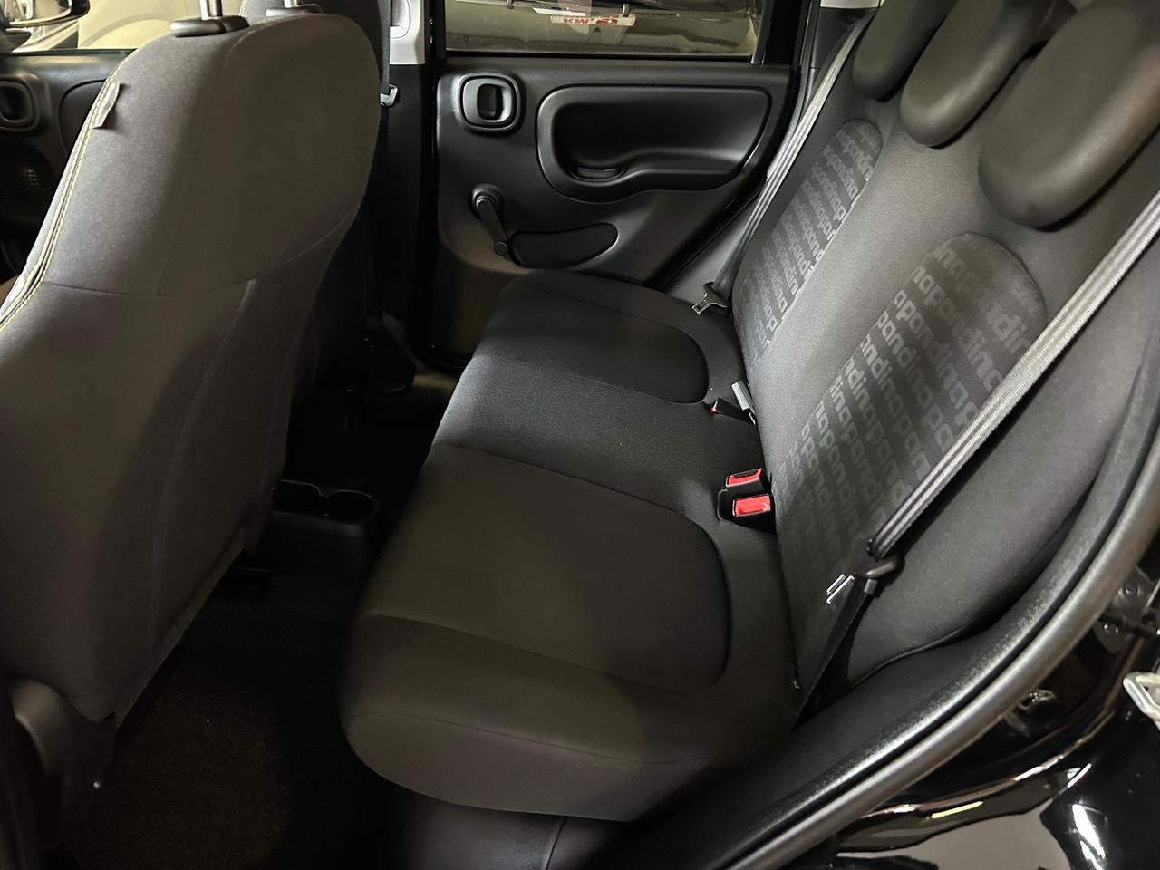 Fiat Panda Cross Hybrid KM ZERO