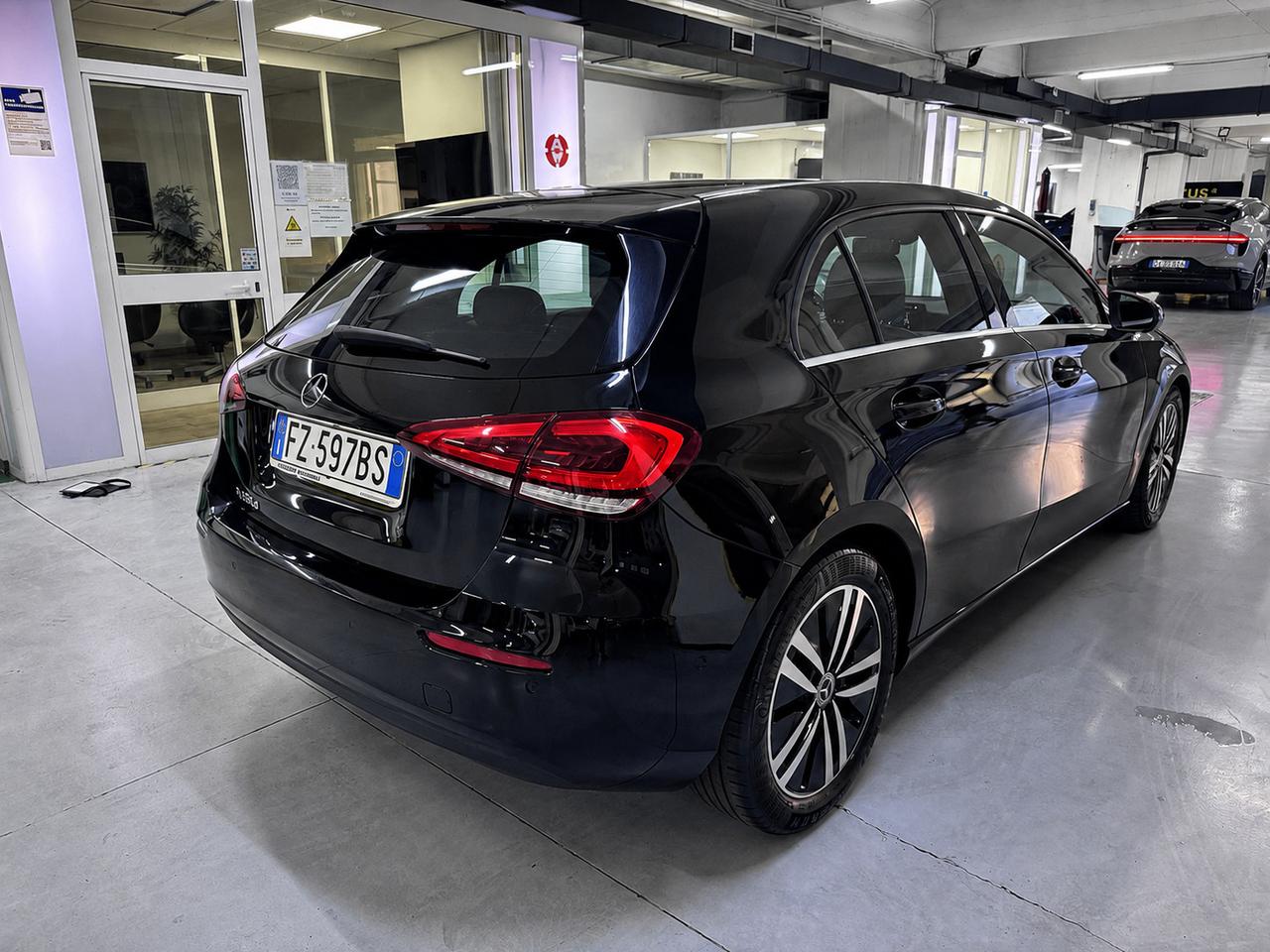Mercedes A 180 D Premium 7G-DCT
