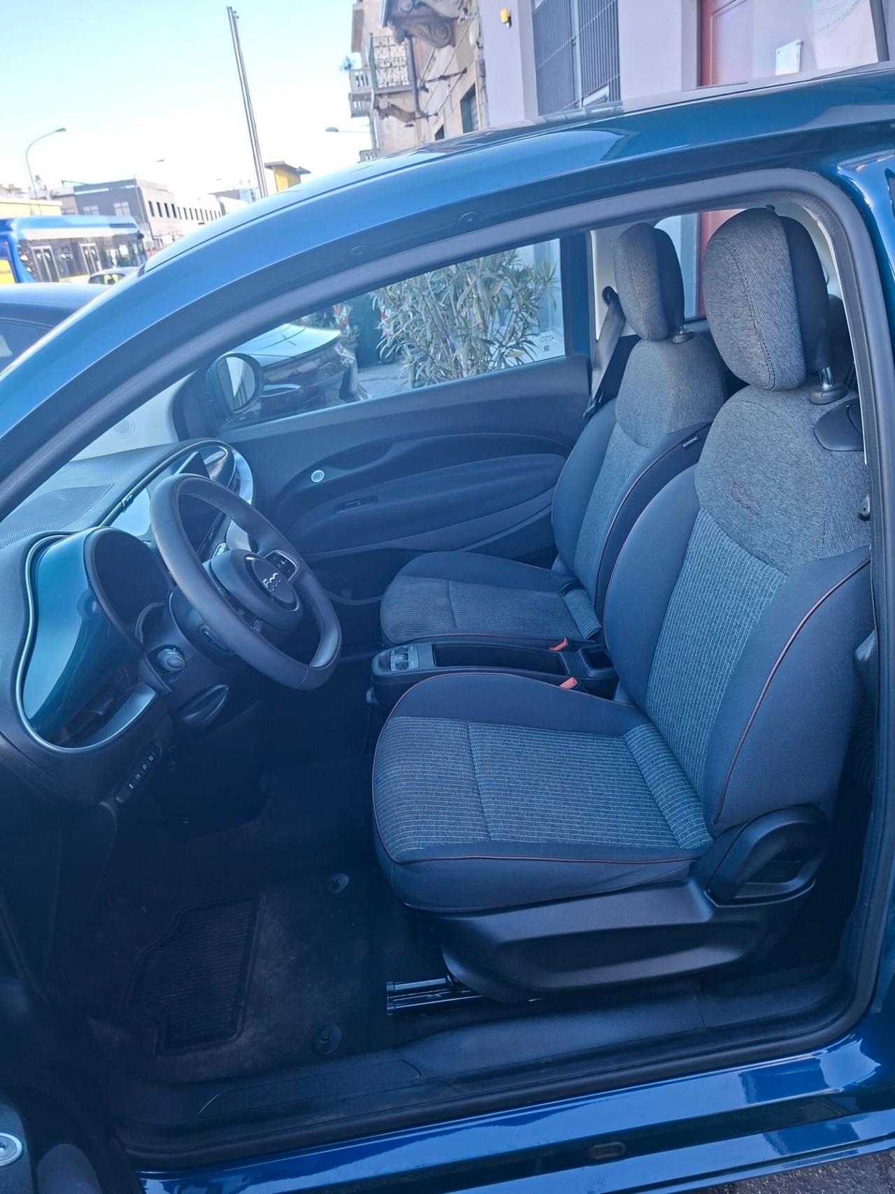 Fiat 500 500e Berlina 42 kWh Icon