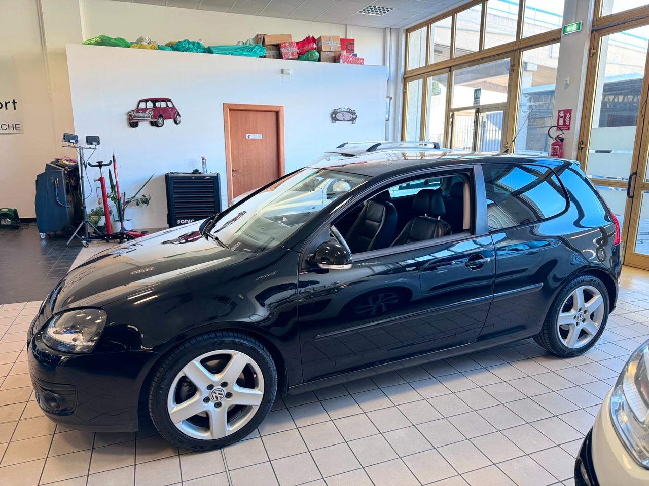Volkswagen Golf 2.0 TDI 3p. GT Sport