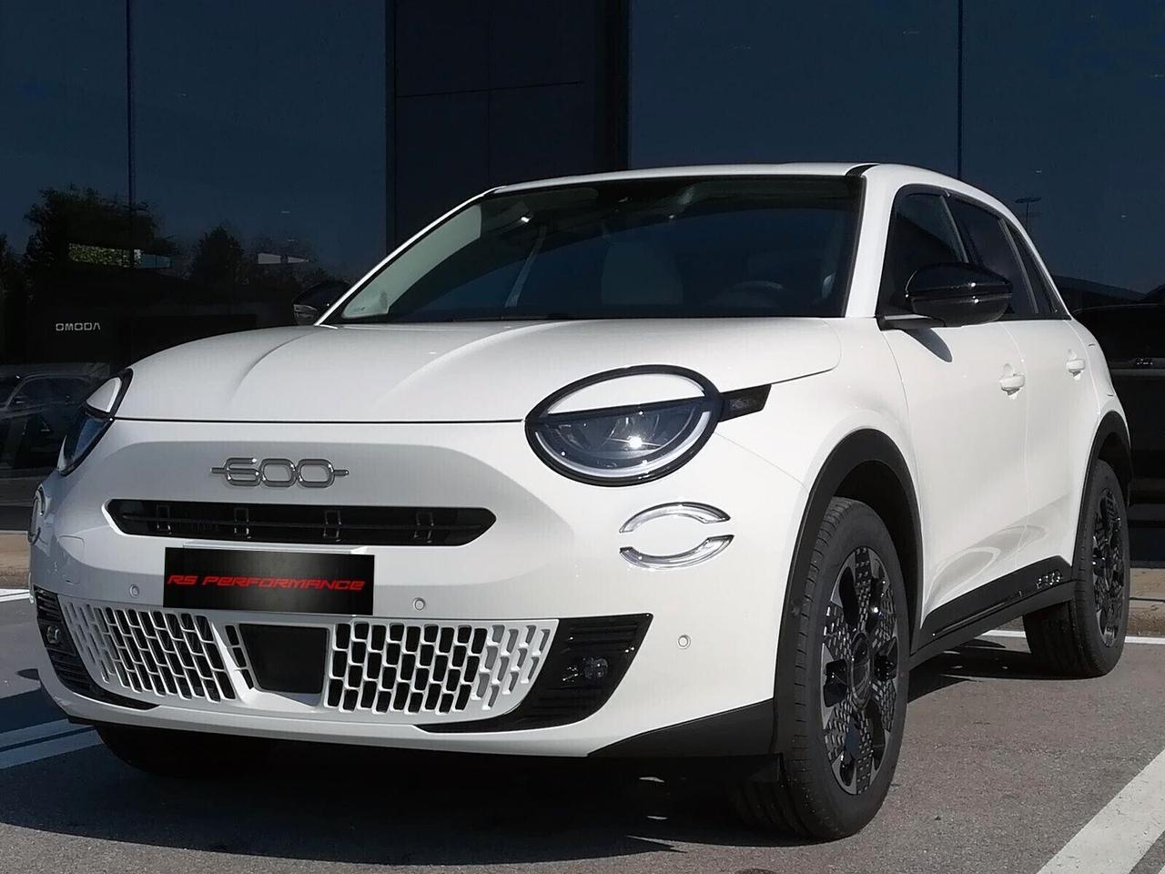 Fiat 600 Hybrid 100 CV DCT MHEV La Prima