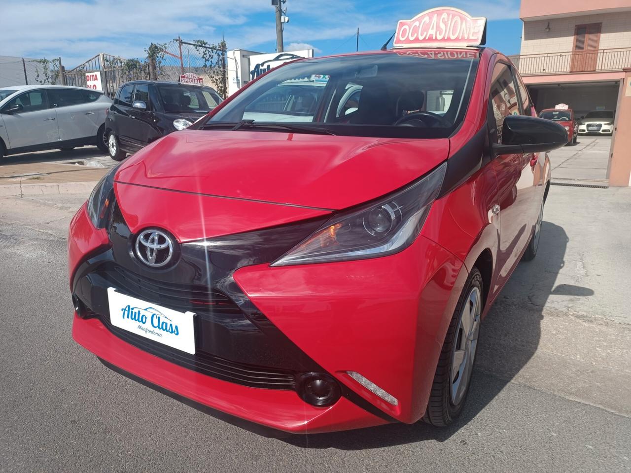 Toyota Aygo 1.0 VVT-i 69 CV 5 porte x-cool