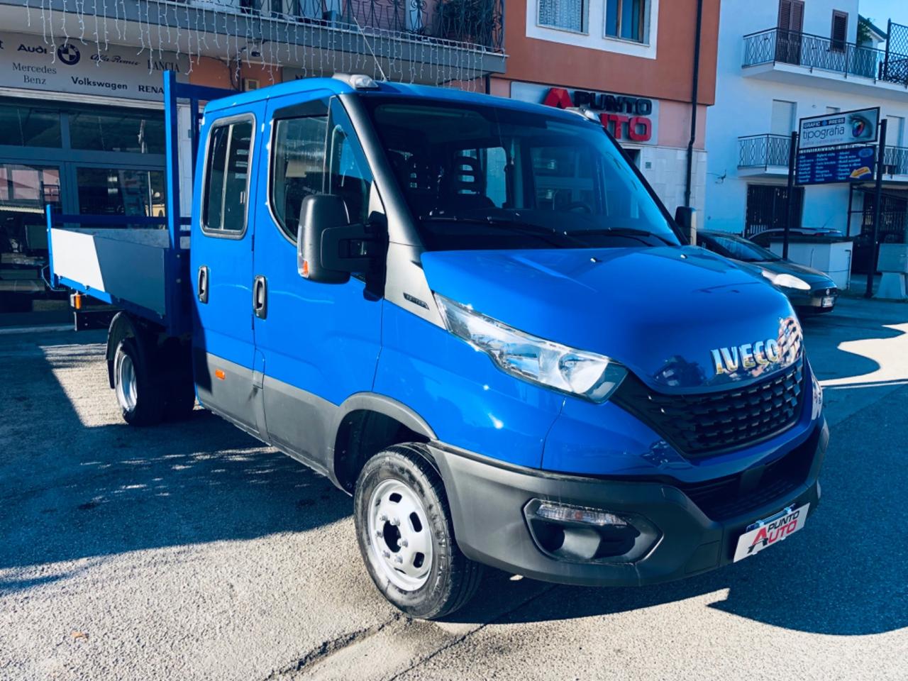 IVECO DAILY RIBALTABILE DOPPIA CABINA 7 POSTI