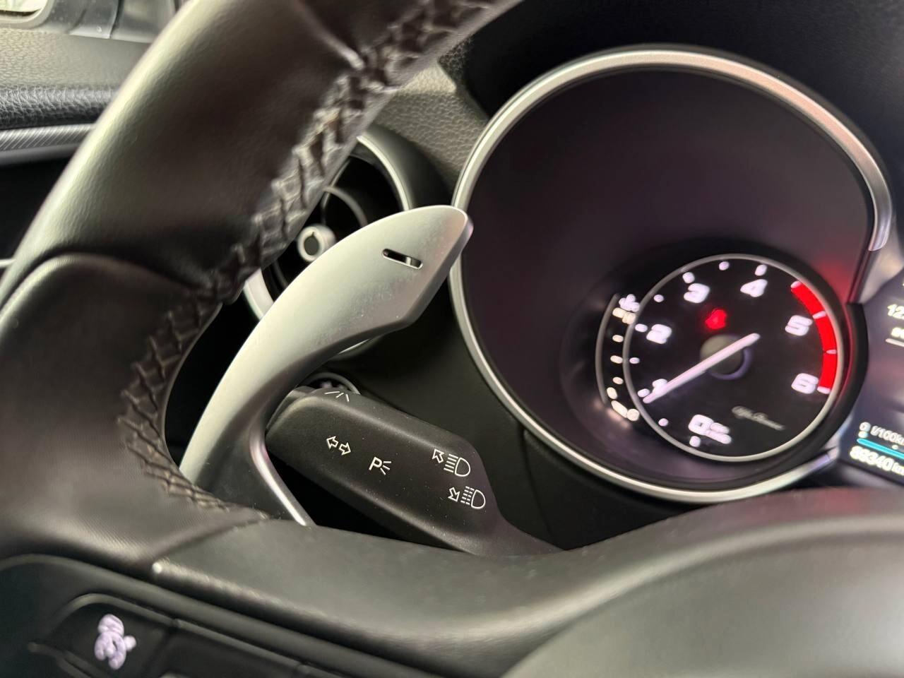 Alfa Romeo Stelvio 2.2 Turbodiesel 210 CV AT8 Q4 B-Tech