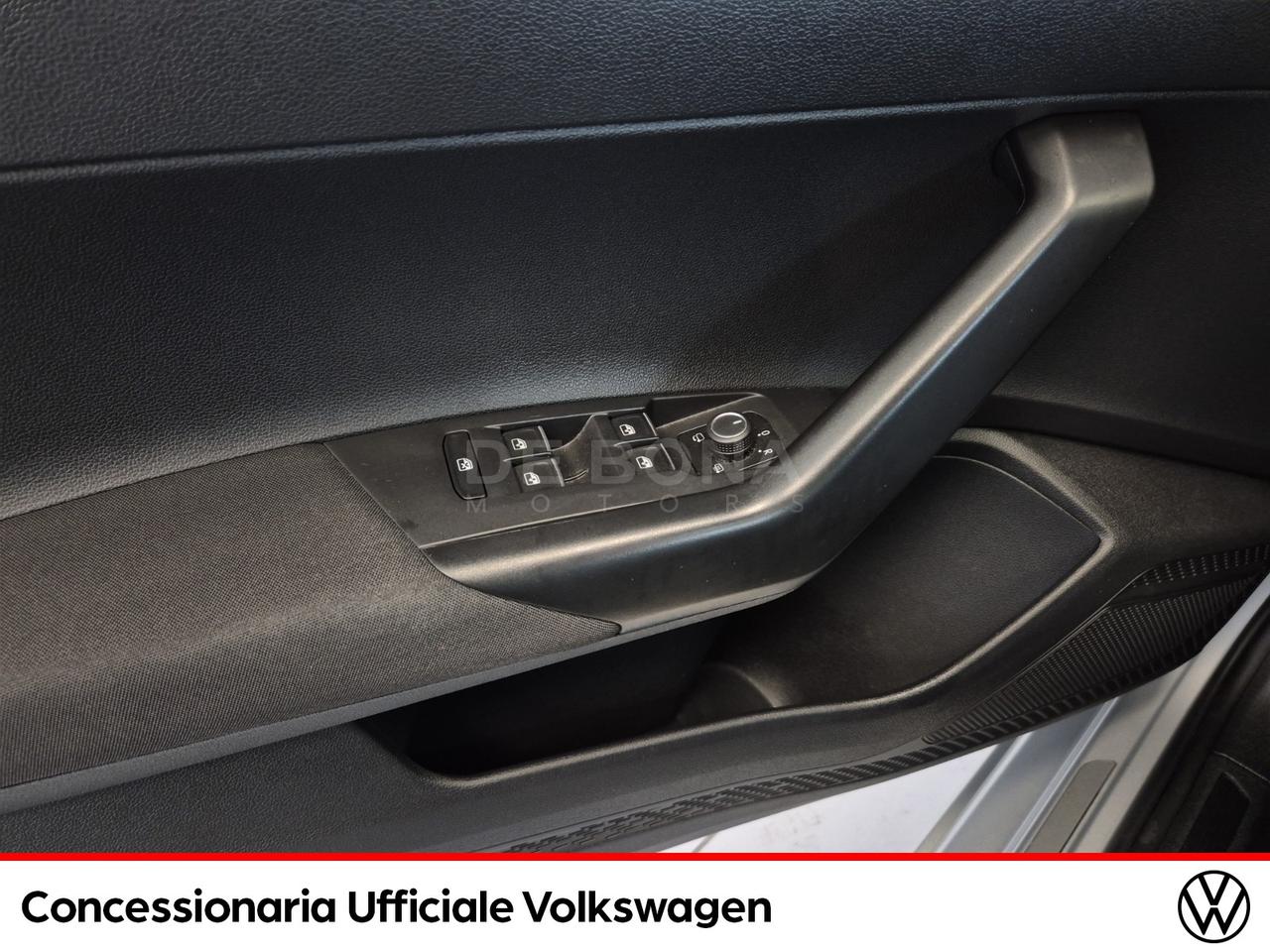 Volkswagen Taigo 1.0 tsi r-line 110cv