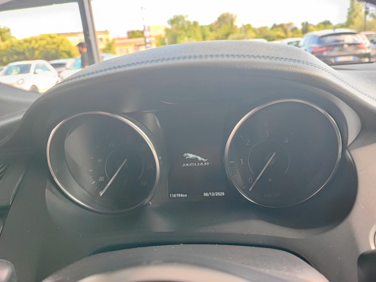 Jaguar E-Pace 2.0D 150 CV AWD aut. R-Dynamic HSE