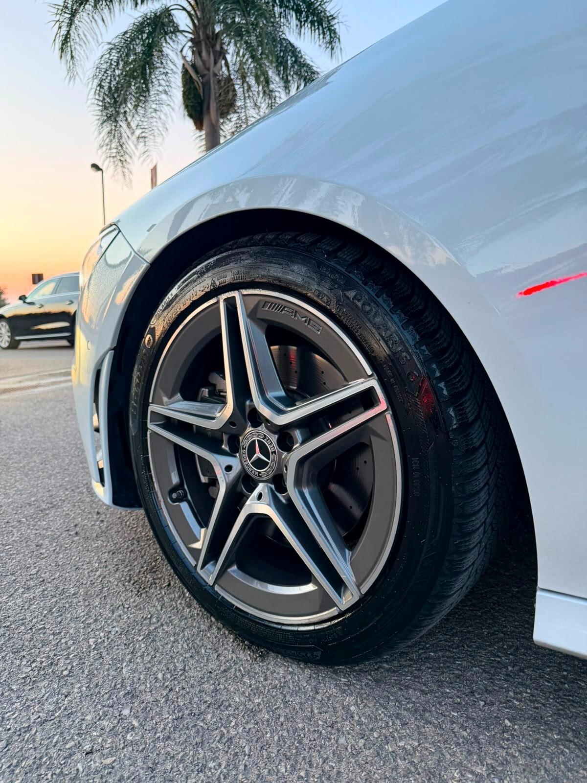 Mercedes-benz CLA 200d Automatic SB Premium AMG Led Ambient