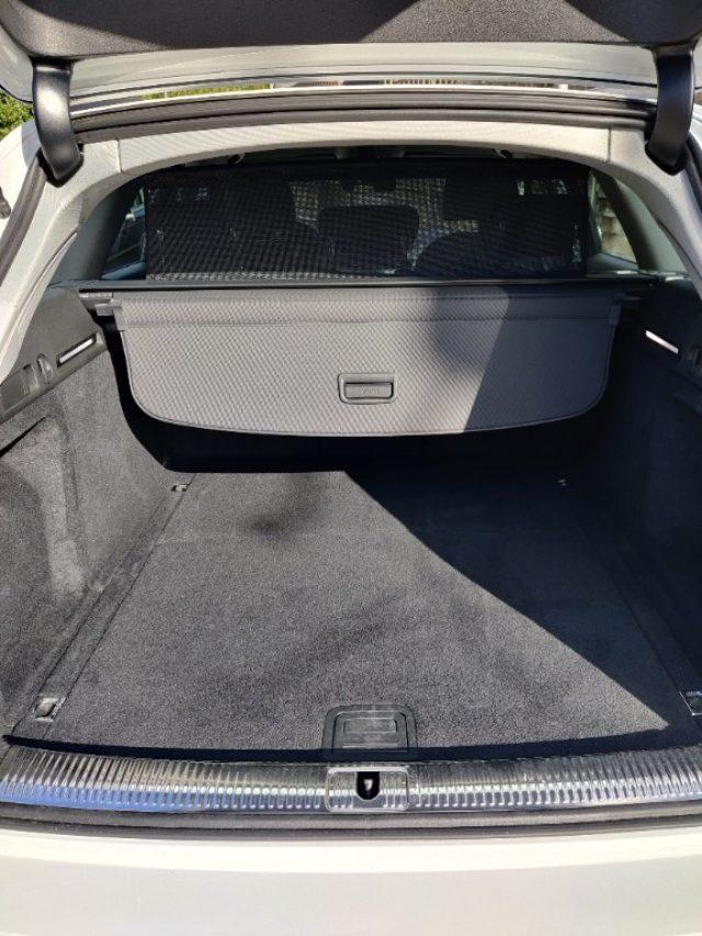 AUDI A4 Avant 30 TDI/136 CV S tronic Business