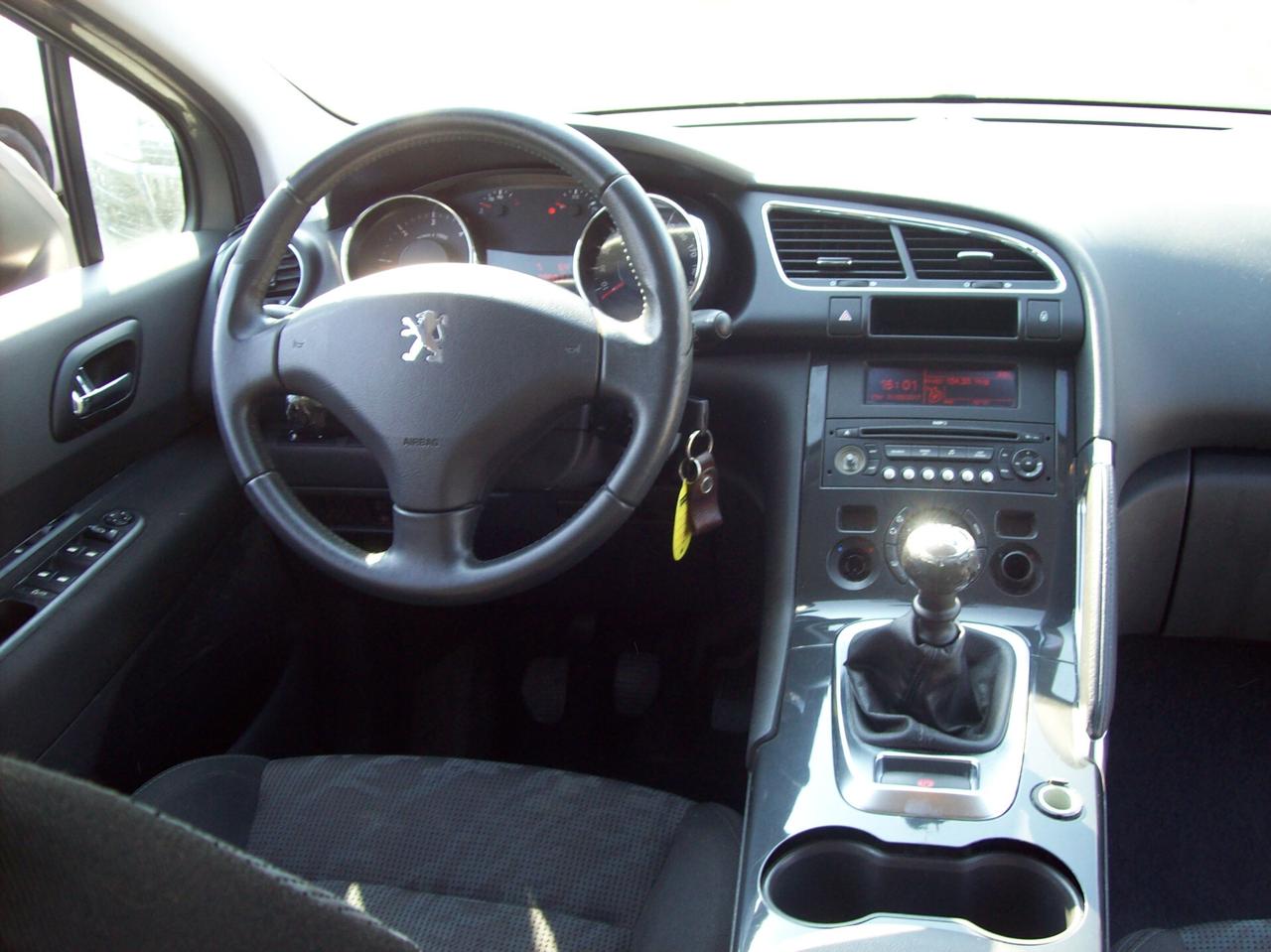 Peugeot 3008 1.6 HDi 110CV Premium