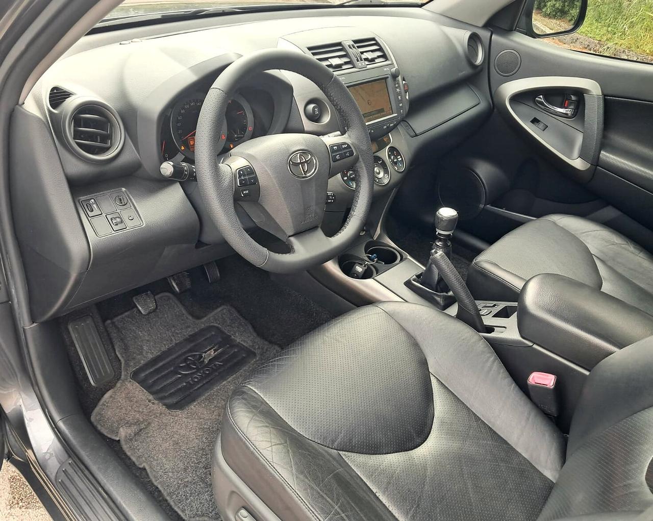 Toyota RAV 4 RAV4 2.2 D-4D 150 CV DPF Luxury