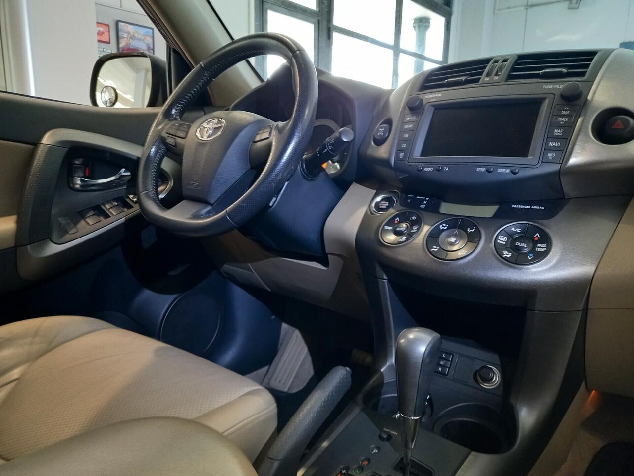 Toyota RAV 4 RAV4 Crossover 2.2 D-Cat A/T 150 CV Luxury