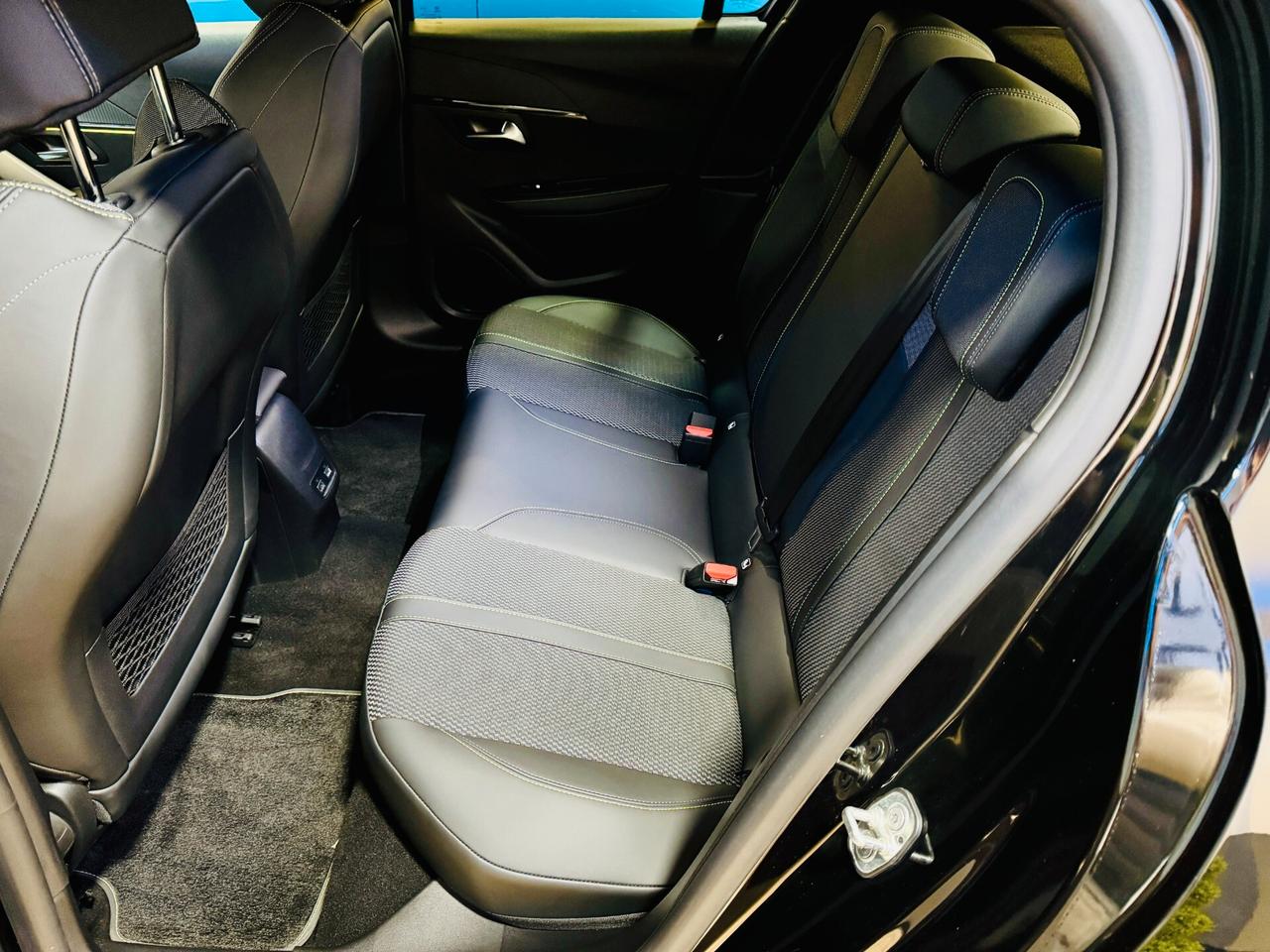 Peugeot 208 GT-Line 100Cv S&S / CarPlay Cam360°/ LED