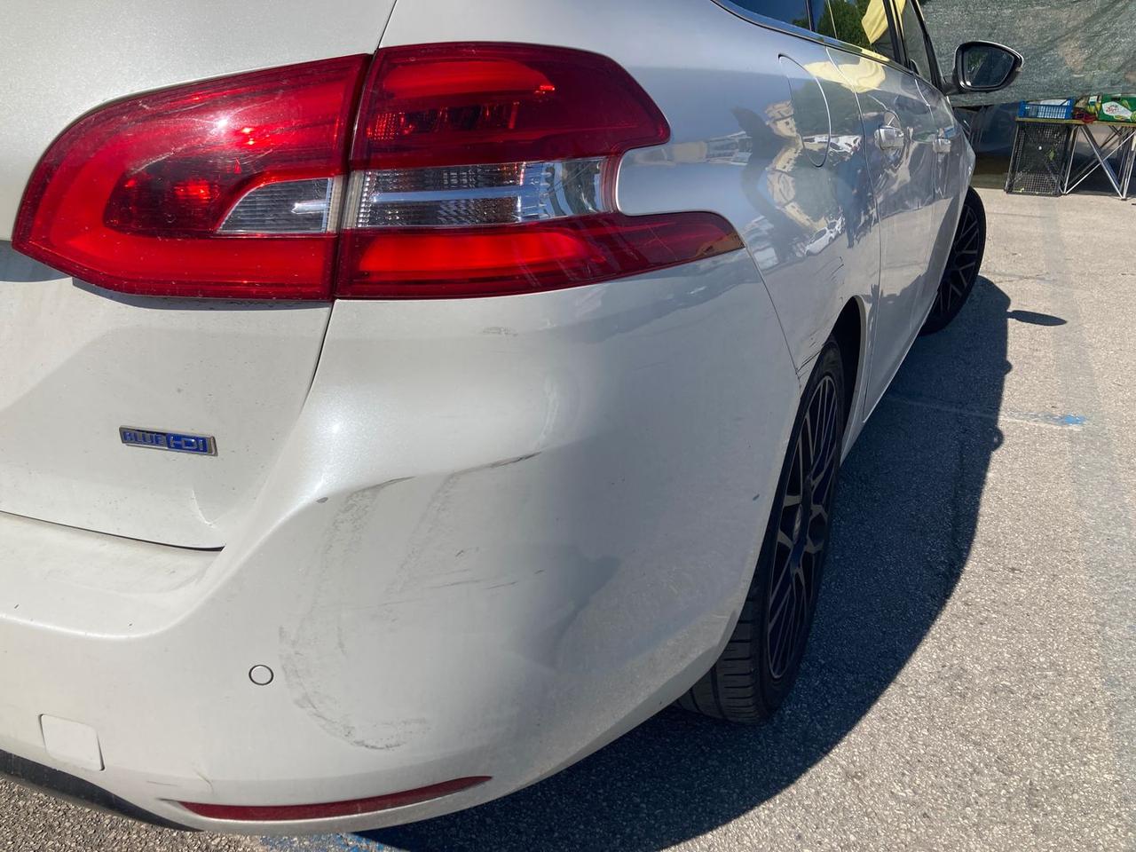 Peugeot 308 1.6 blue HDI 120 #10497