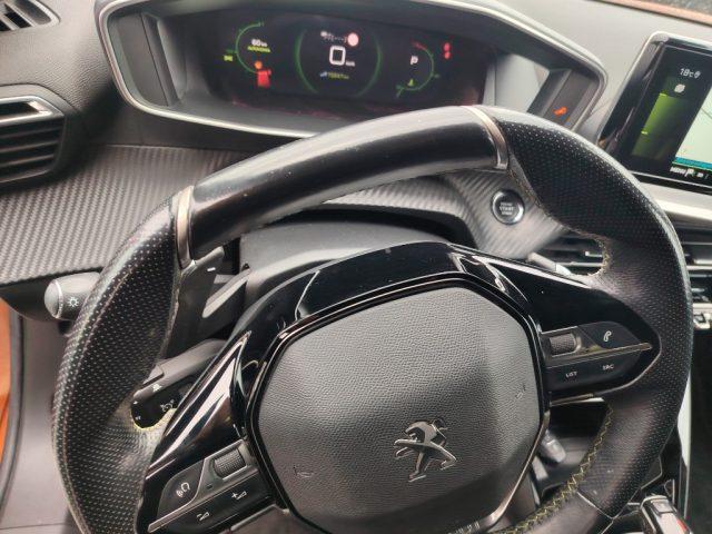 PEUGEOT 2008 PureTech 130 S&S EAT8 GT