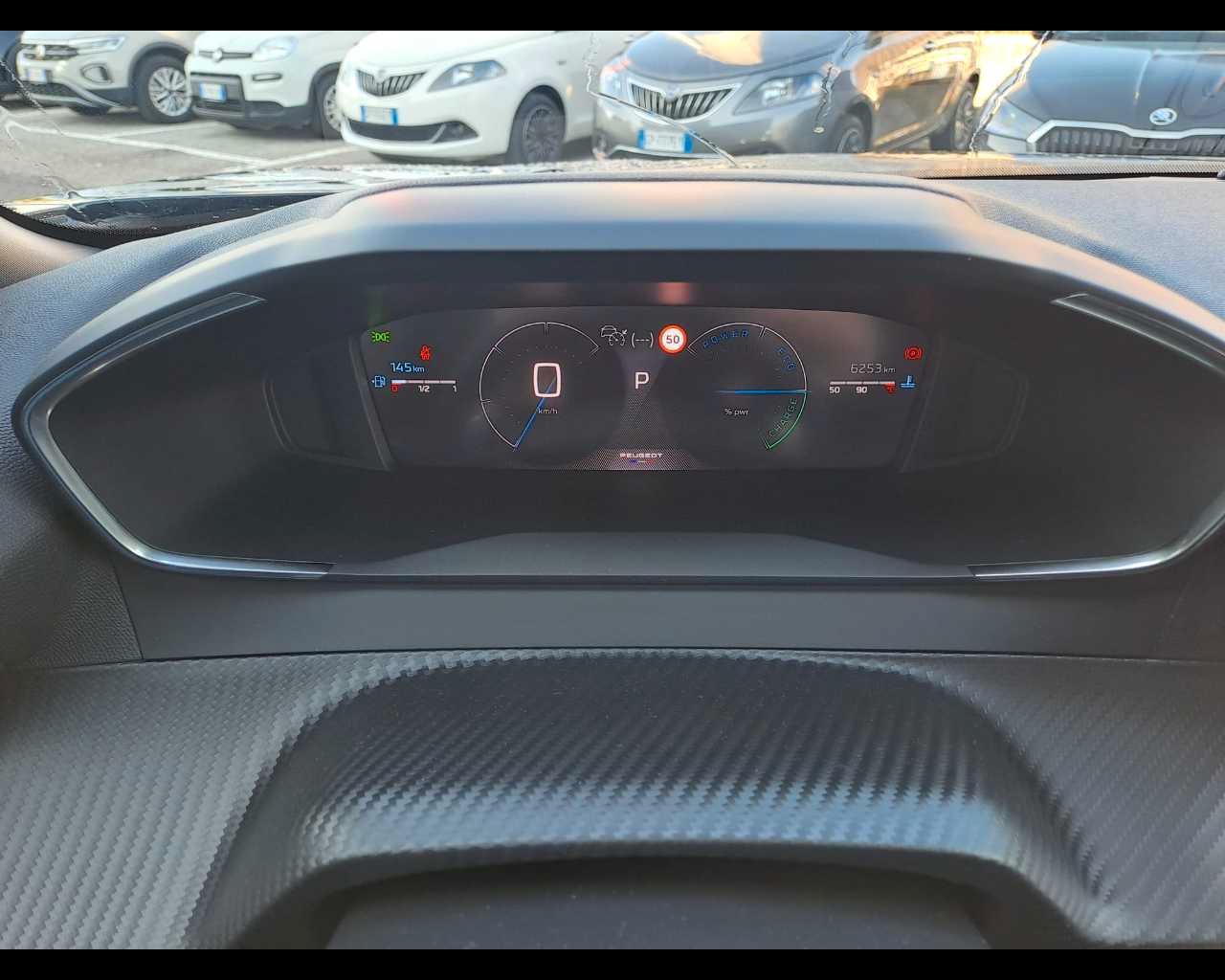 PEUGEOT 2008 Allure Hybrid 136 e-DCS6