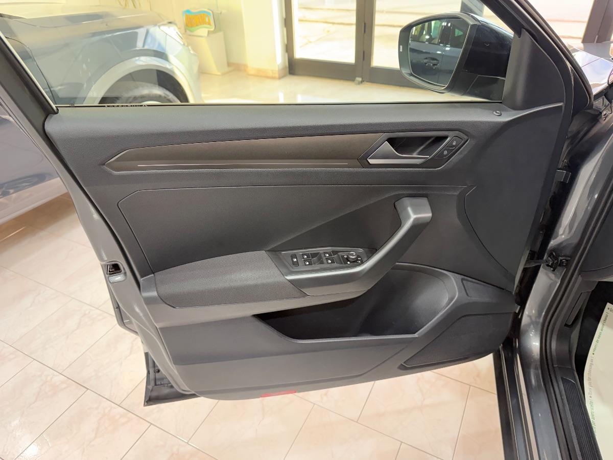 VOLKSWAGEN - T-Roc - 1.0 TSI Style BMT