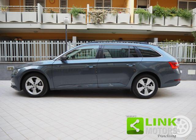 SKODA Superb 2.0 TDI DSG Wagon Executive