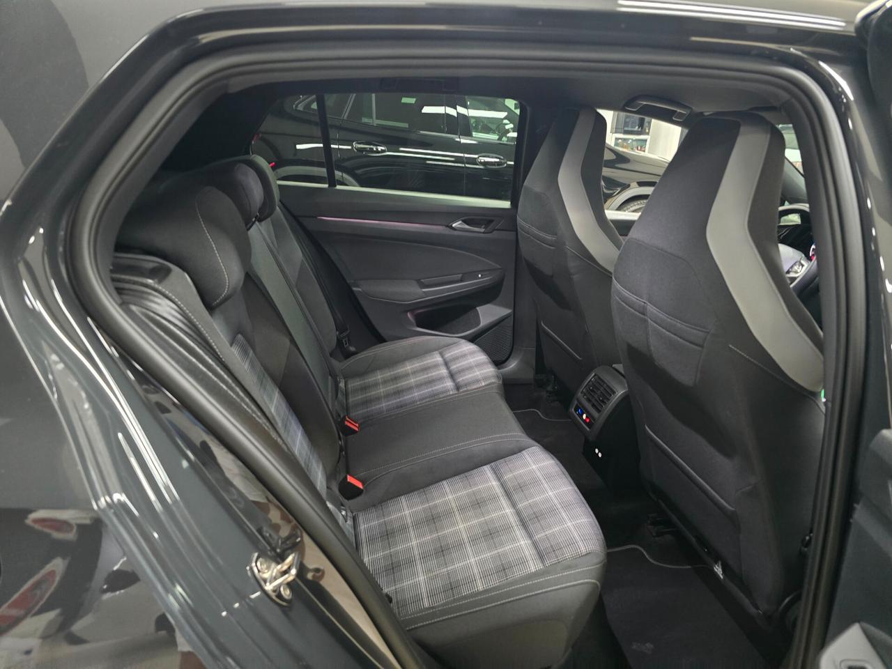 Volkswagen Golf 2.0 TDI GTD DSG