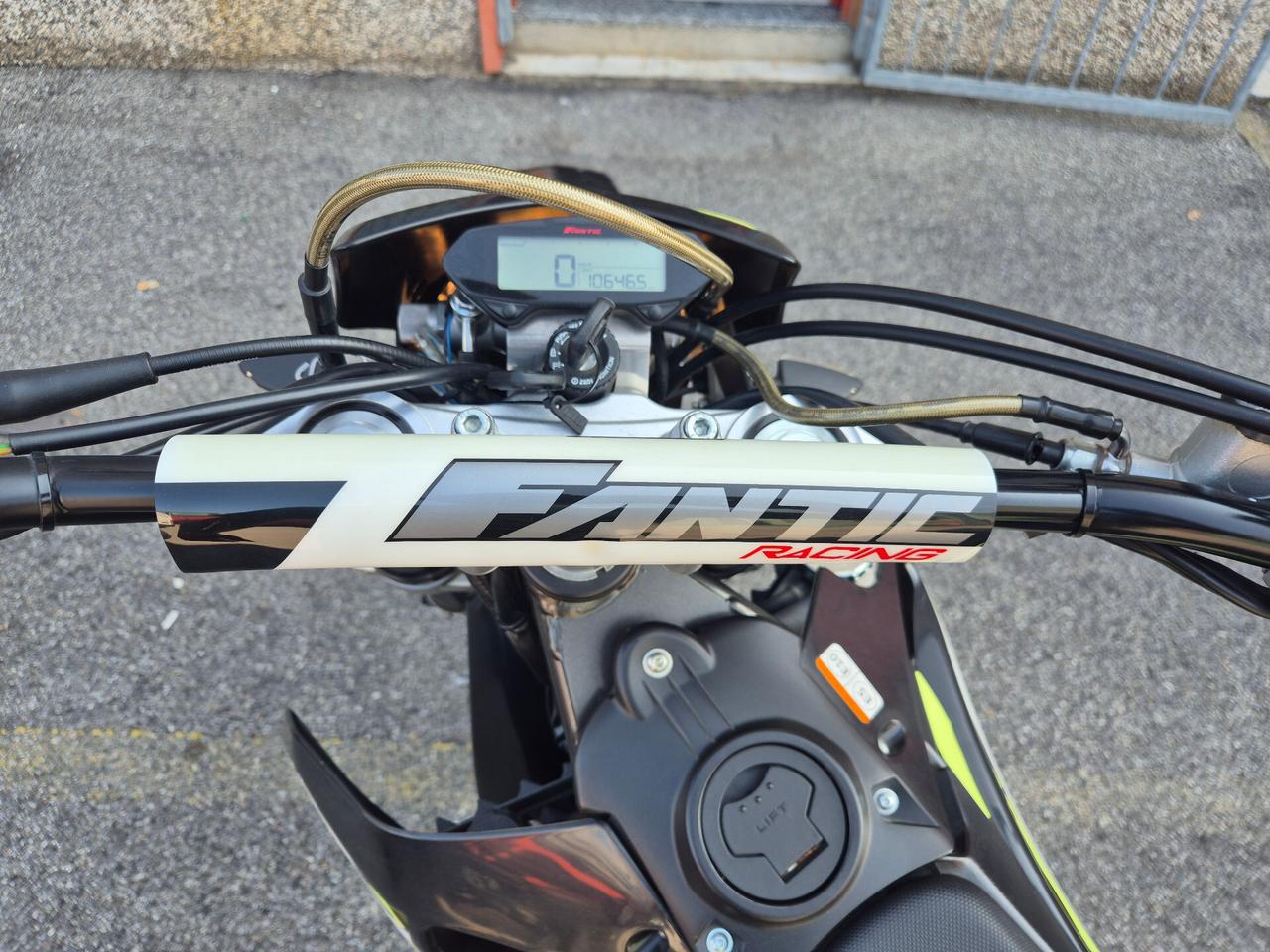Fantic Motor XMF 125 MOTARD - 2022 - GARANZIA 12 MESI - RATE FINANZIABILE