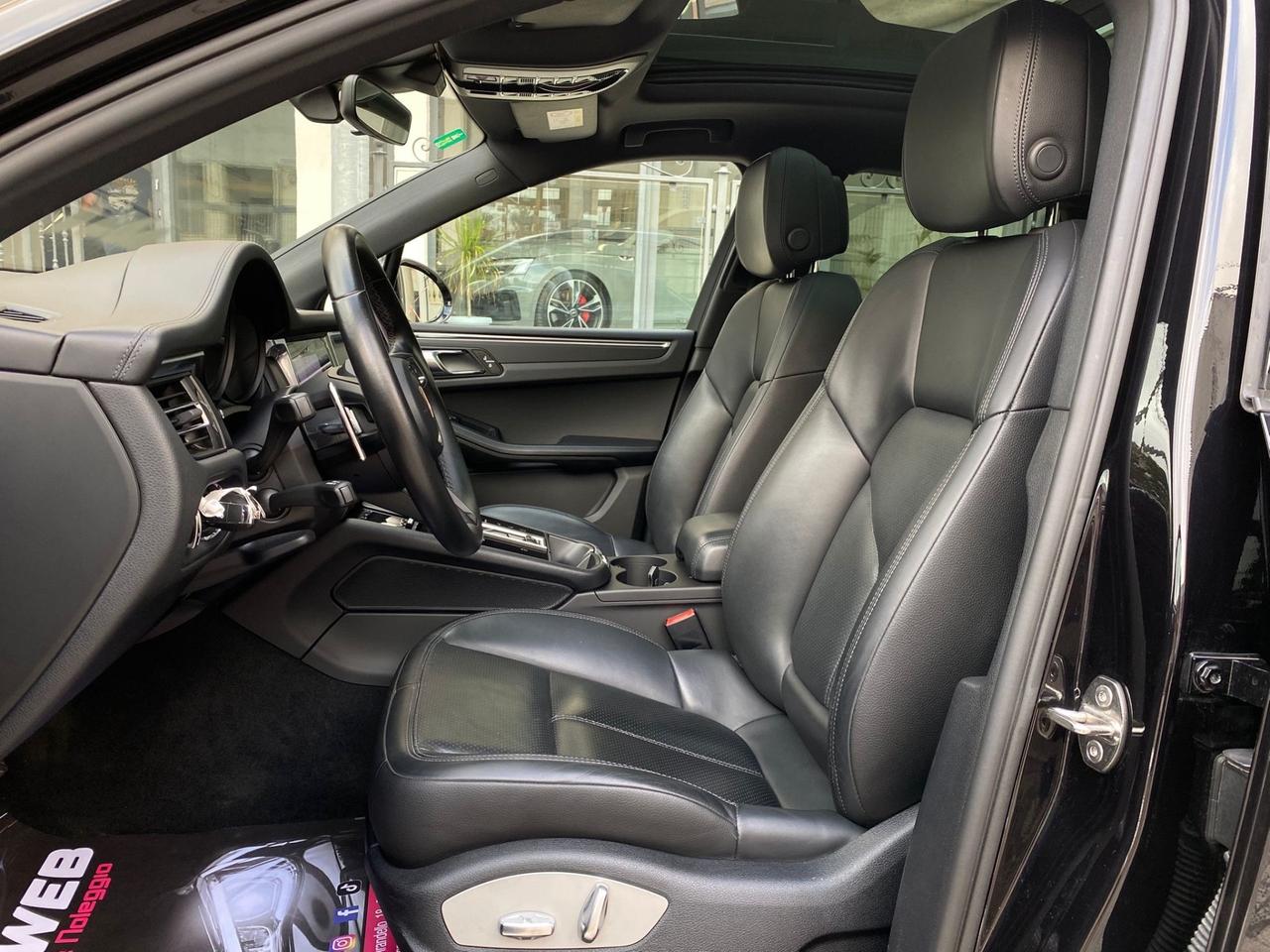 PORSCHE MACAN 2.0 NY 2023 TETTO APRIBILE