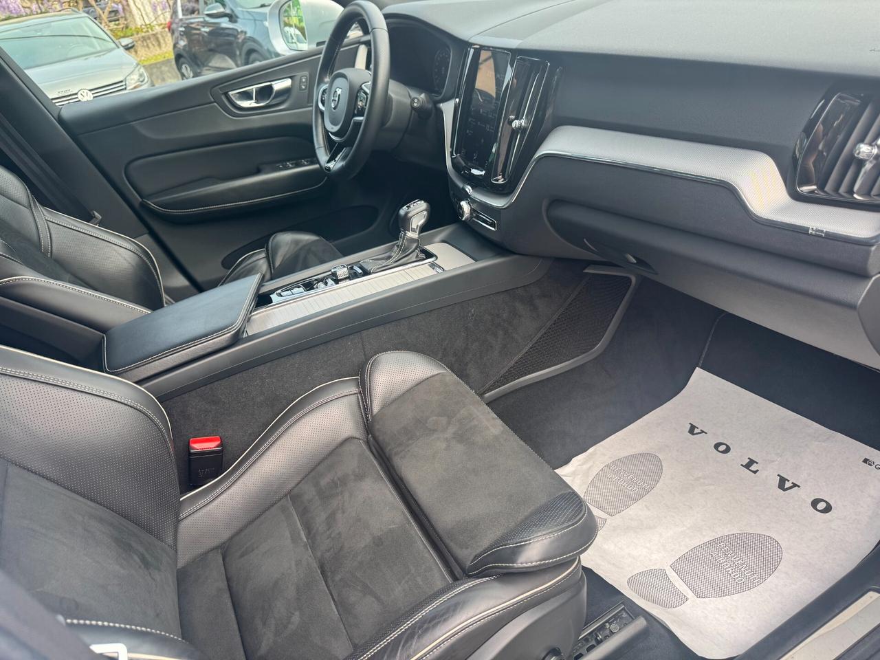 Volvo XC 60 XC60 D4 AWD Geartronic R-design