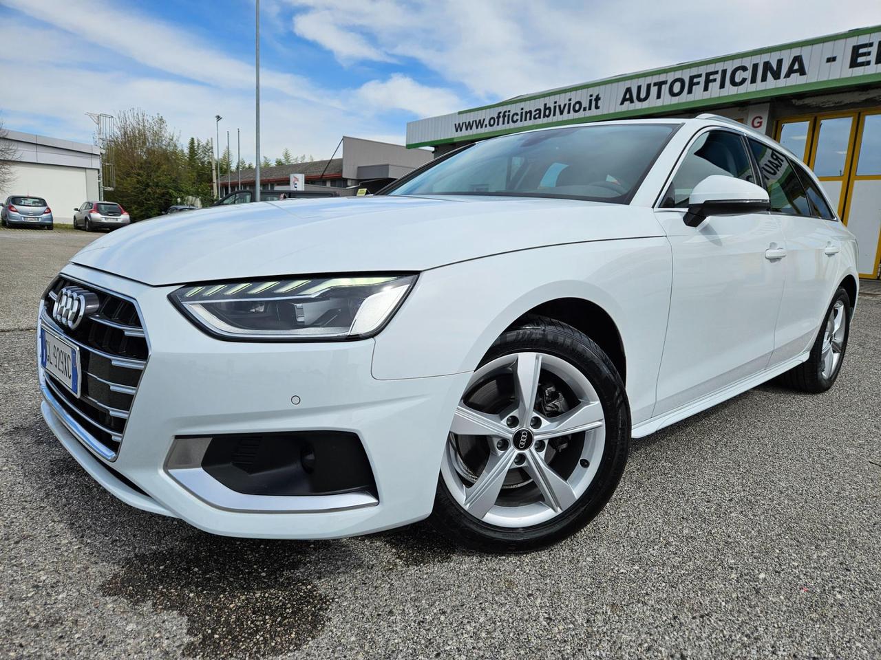 Audi A4 Avant 35 2.0 tdi mhev Business Advanced 163cv s-tronic