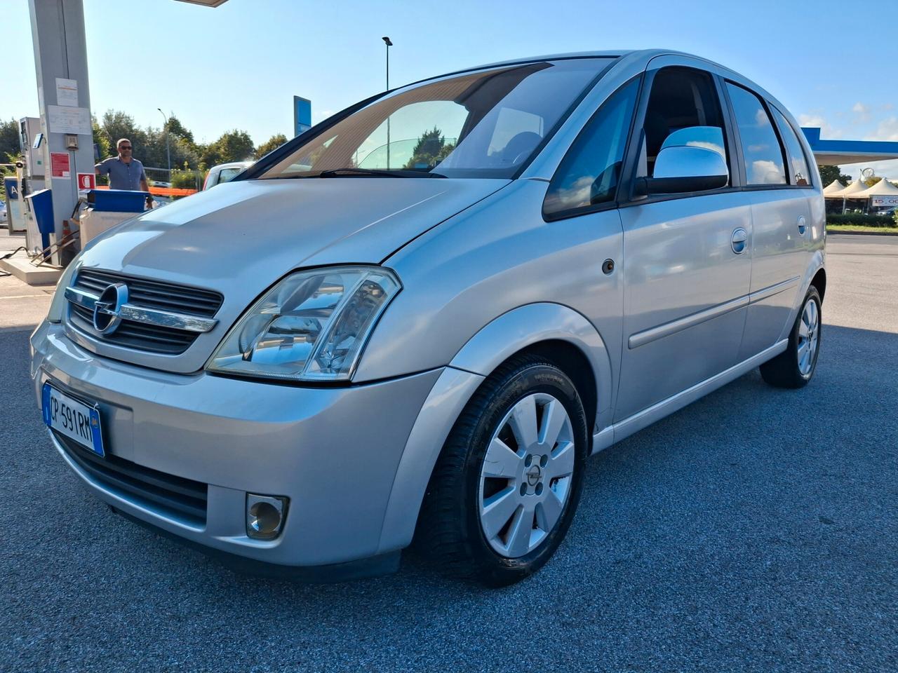 Opel Meriva 1.7 DTI Cosmo-NEOPATENTATI