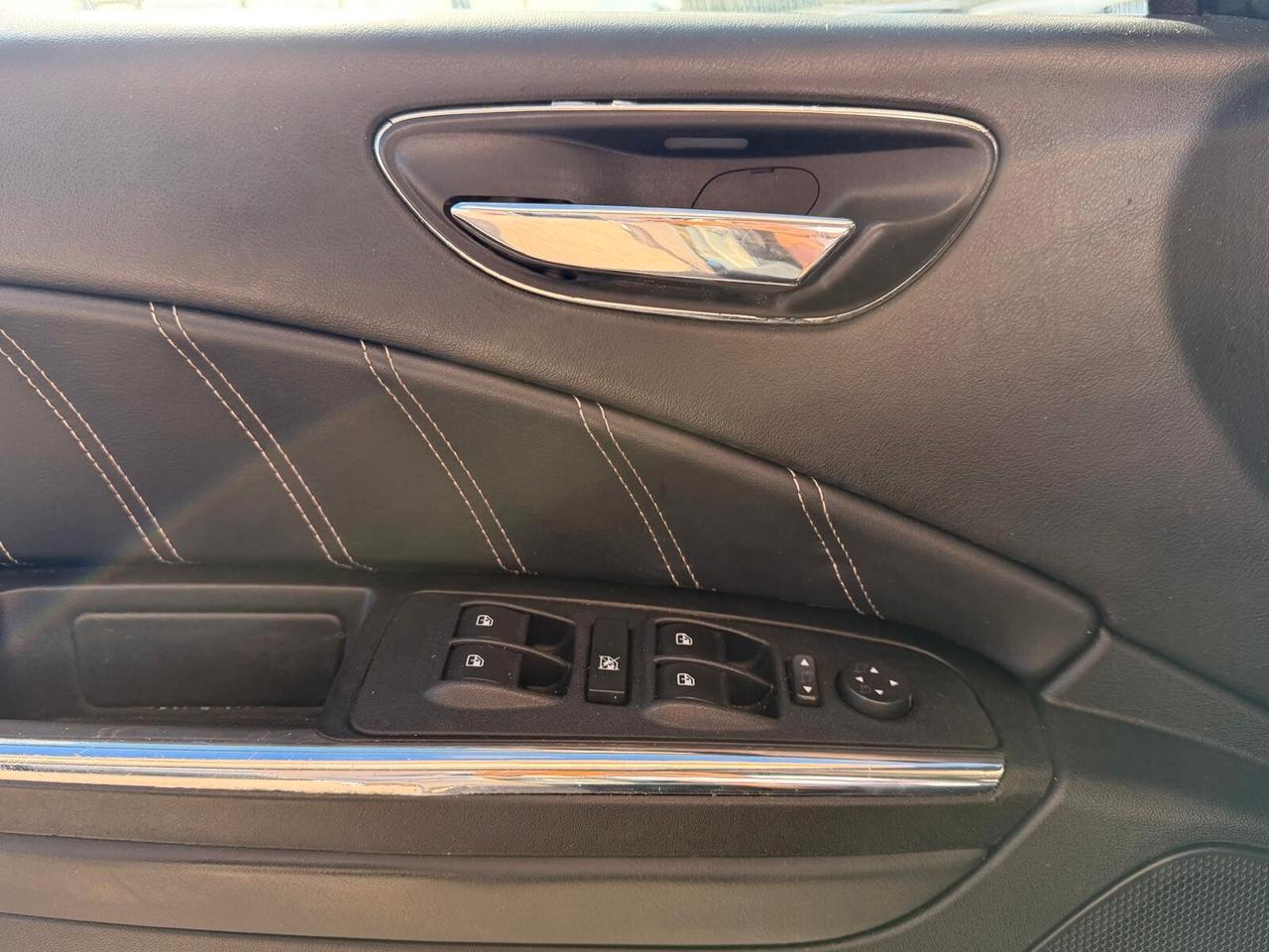 Lancia Delta PLATINO 1.6 MJT 120CV 88KW ANNO 2009