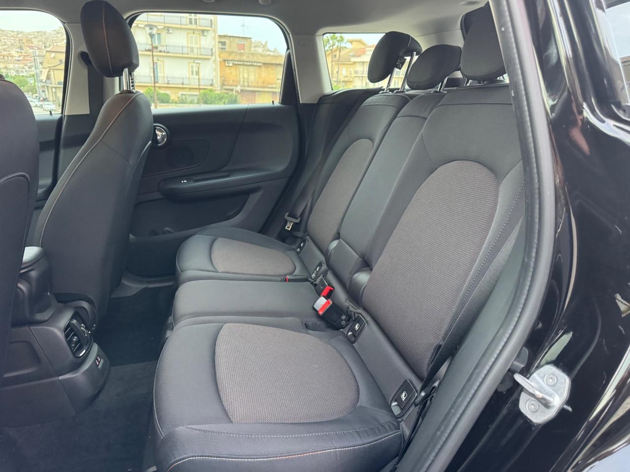 MINI COUNTRYMAN COOPER D ALL4 HYPE FULL IVA
