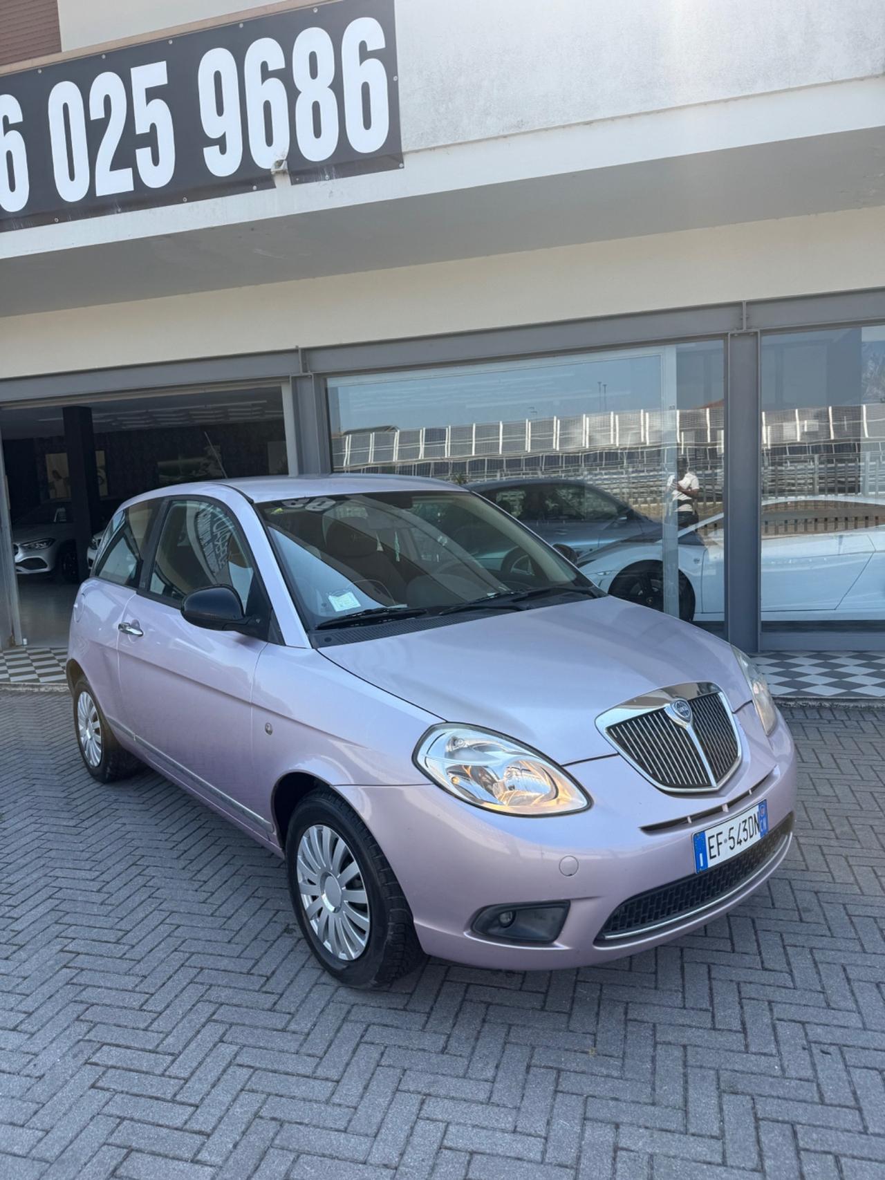 Lancia Ypsilon 1.2 Elle