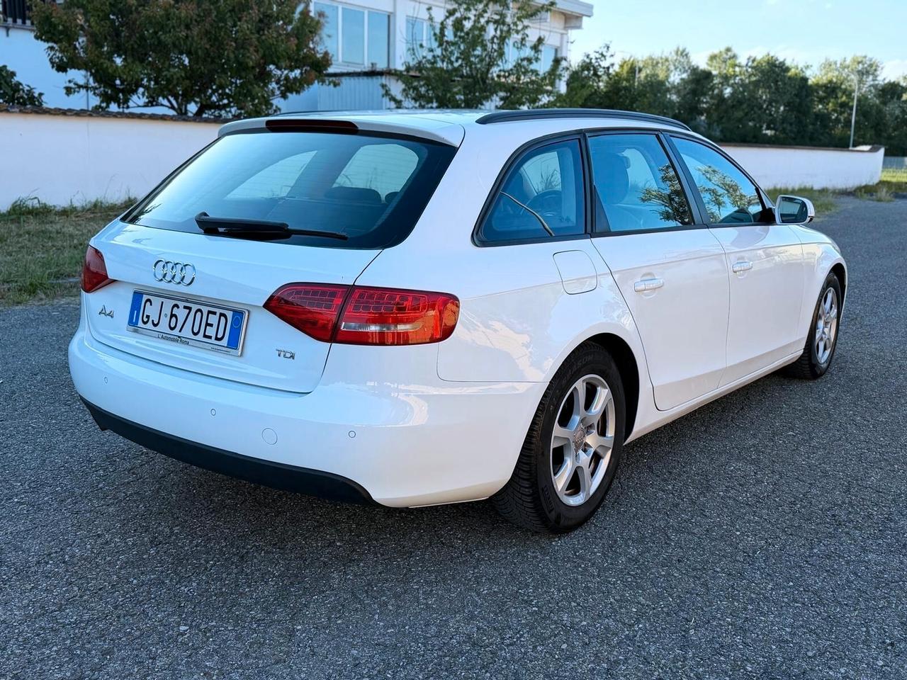 Audi A4 Avant 2.0 TDI 136 CV COME NUOVA