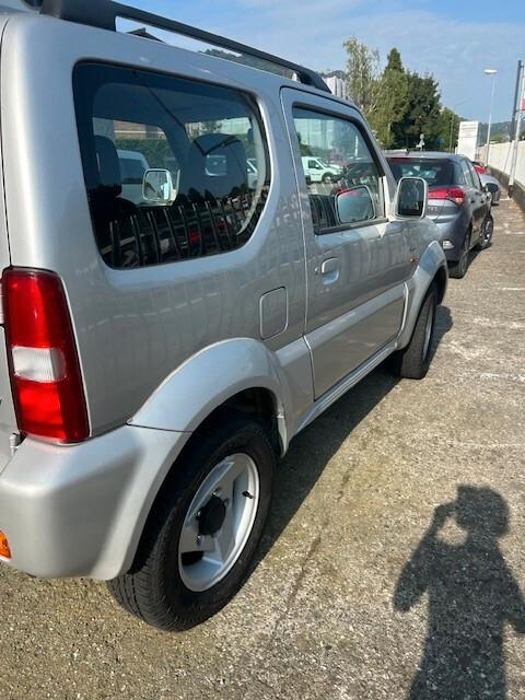 Suzuki Jimny 1.3i 16V cat 4WD JLX